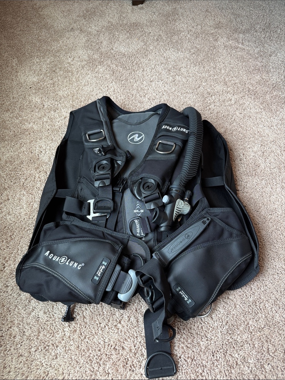 Aqua Lung Black BCD Dive Jacket